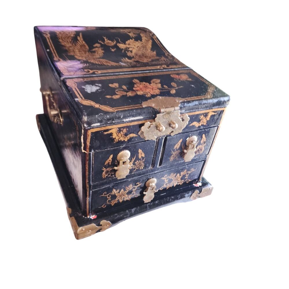 VINTAGE CHINESE LACQUERED DRAGON PHEONIX JEWELRY BOX ANTIQUE